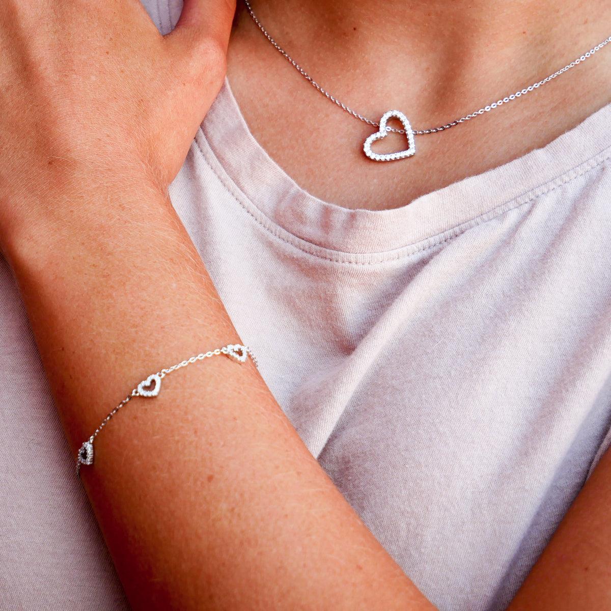 Sparkle Heart Bracelet - Findings & Connections